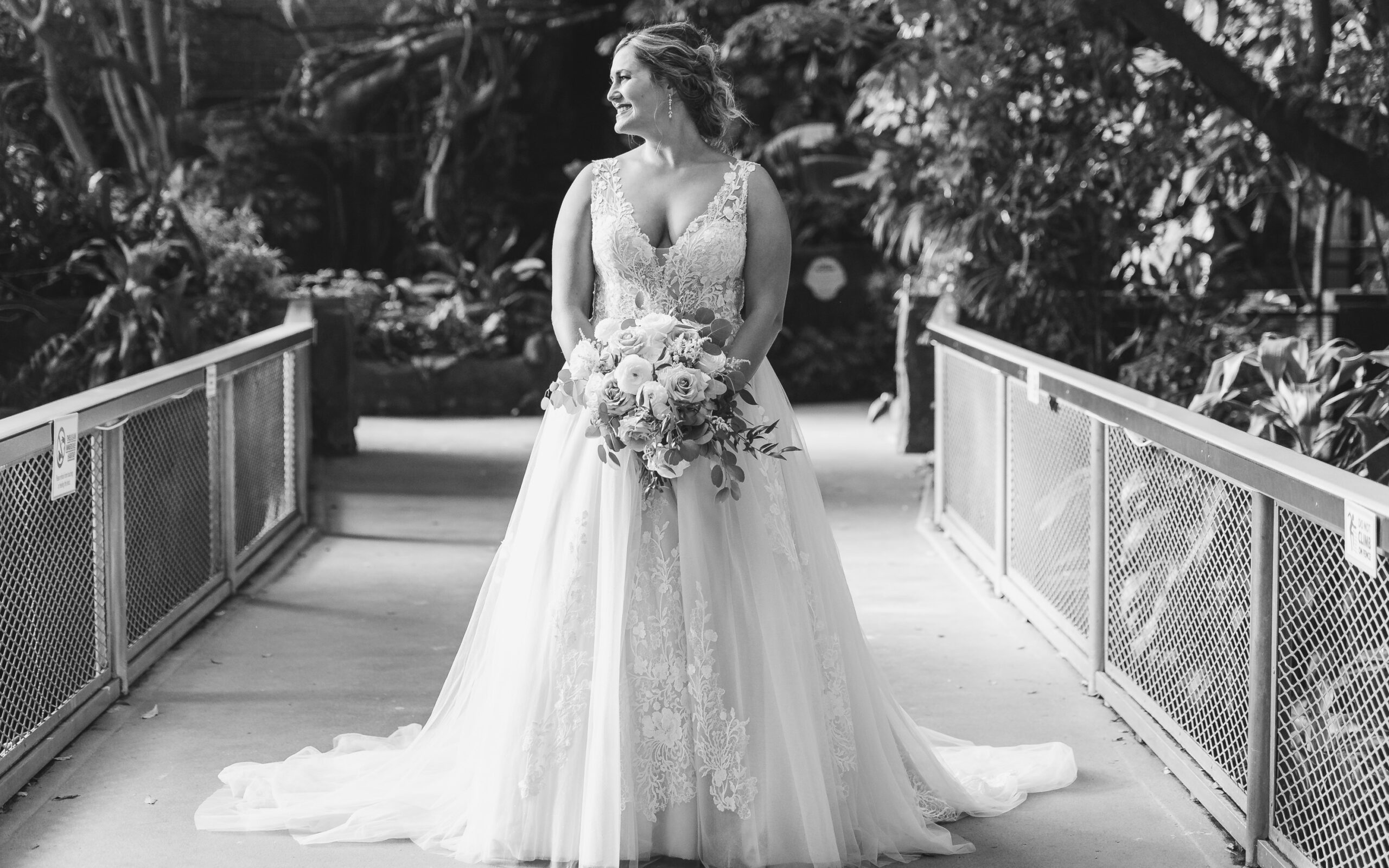 National Aviary Pittsburgh Wedding Bride